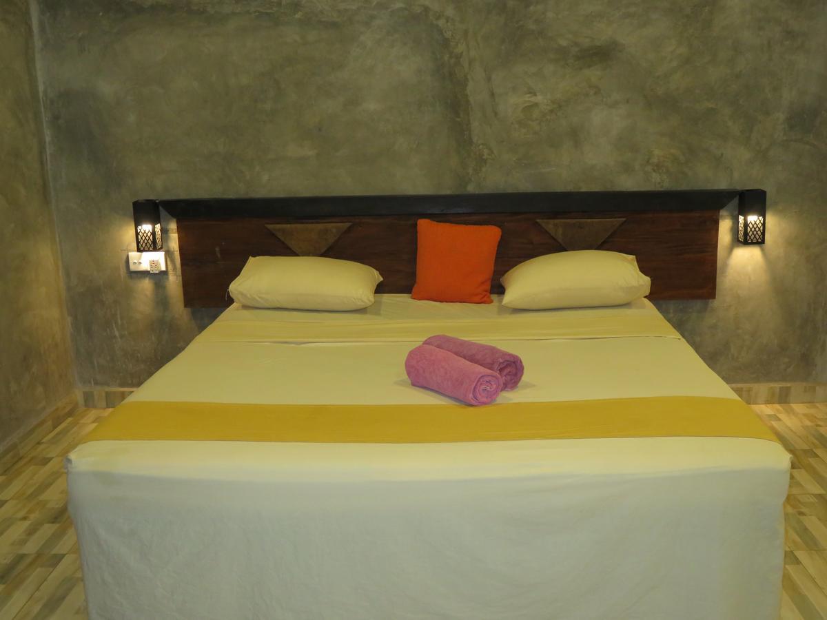 Isiwara Paura Bugged Apartment Sigiriya Exterior photo
