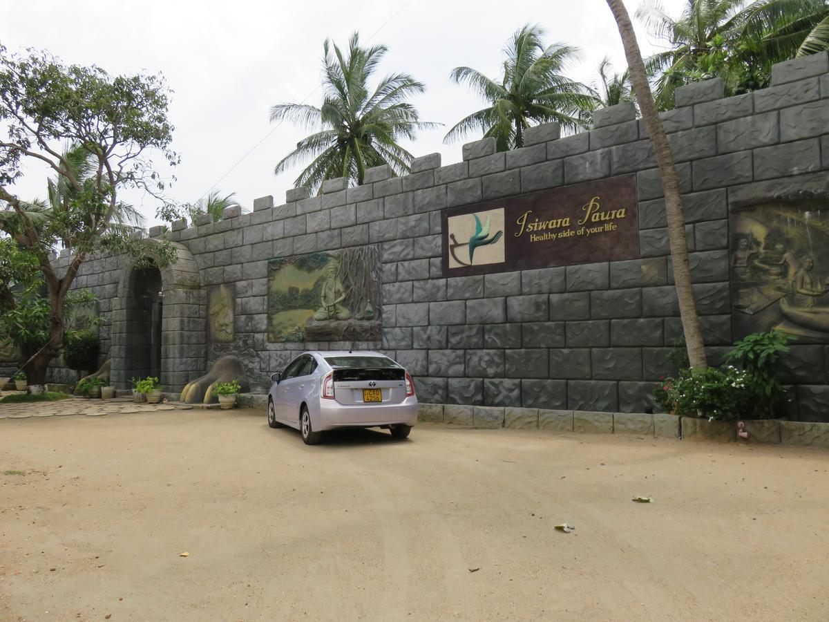 Isiwara Paura Bugged Apartment Sigiriya Exterior photo